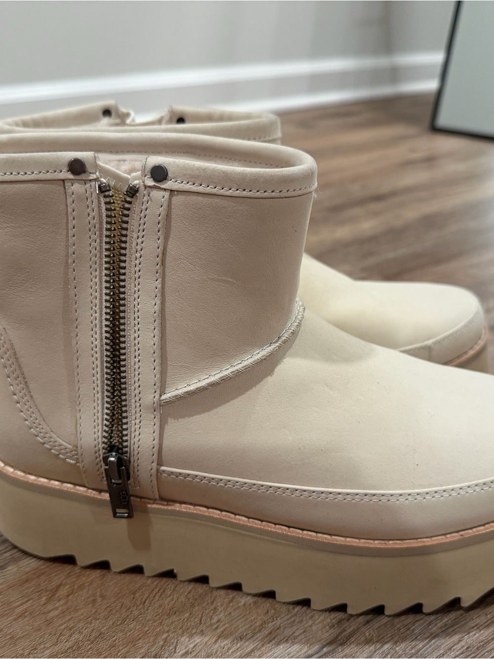 UGG Women's Cream Zip Platform Ankle Boots